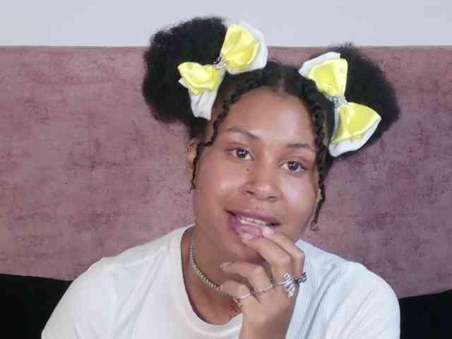 RachelAnnXd webcam