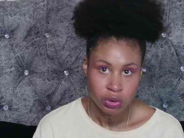 RachelAnnXd webcam