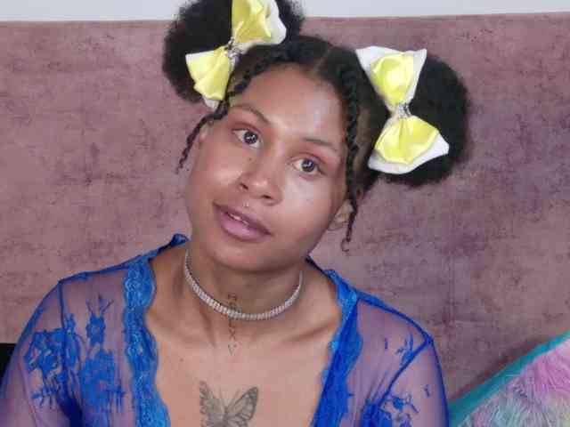 RachelAnnXd webcam