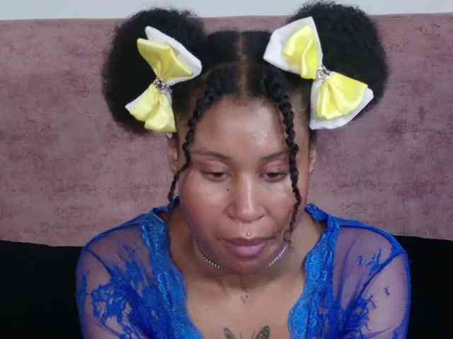 RachelAnnXd webcam