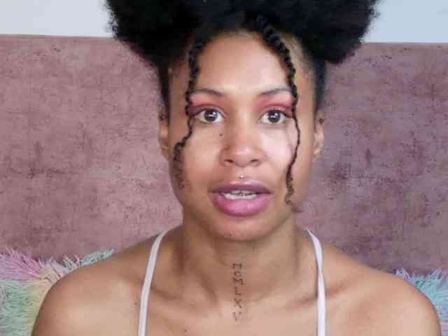 RachelAnnXd webcam