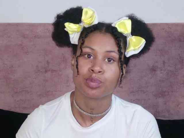 RachelAnnXd webcam