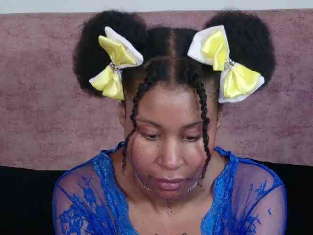 RachelAnnXd webcam