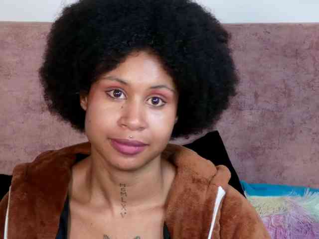 RachelAnnXd webcam