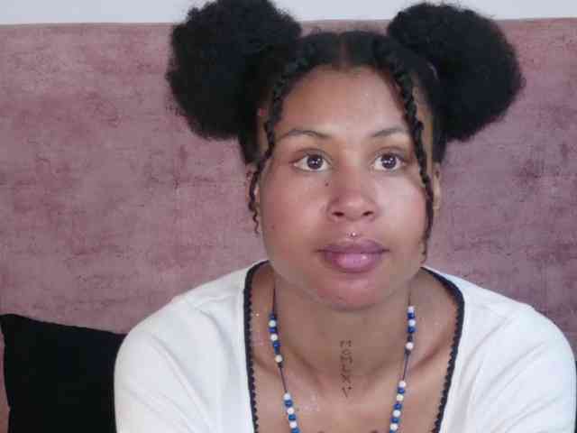 RachelAnnXd webcam