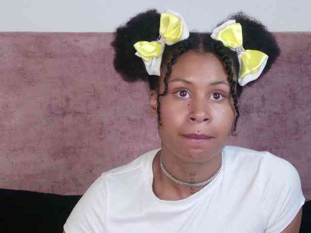 RachelAnnXd webcam