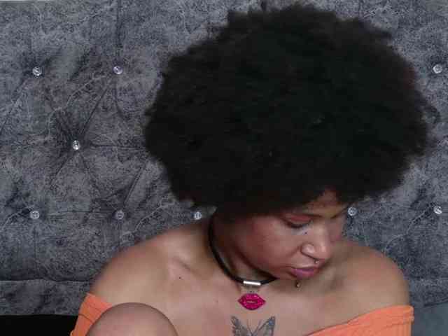 RachelAnnXd Live Webcam on BongaCams