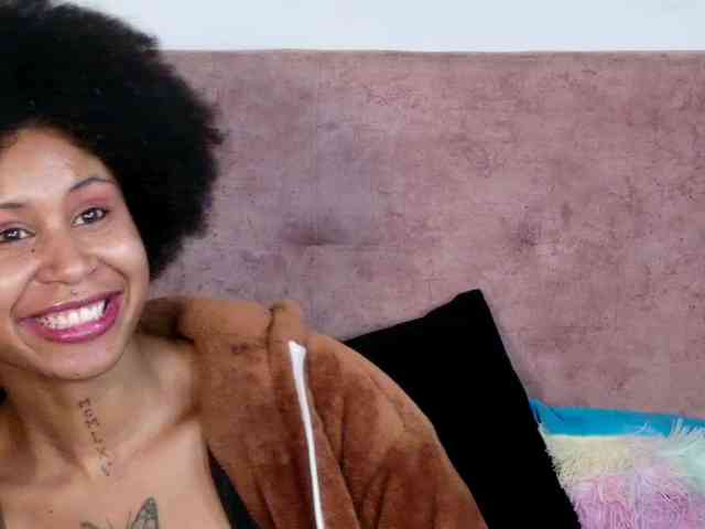 RachelAnnXd webcam