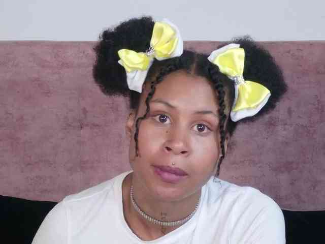 RachelAnnXd webcam
