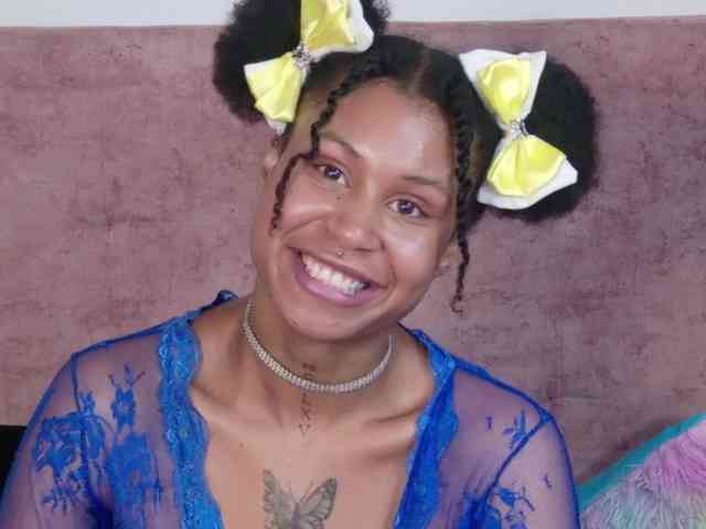 RachelAnnXd webcam