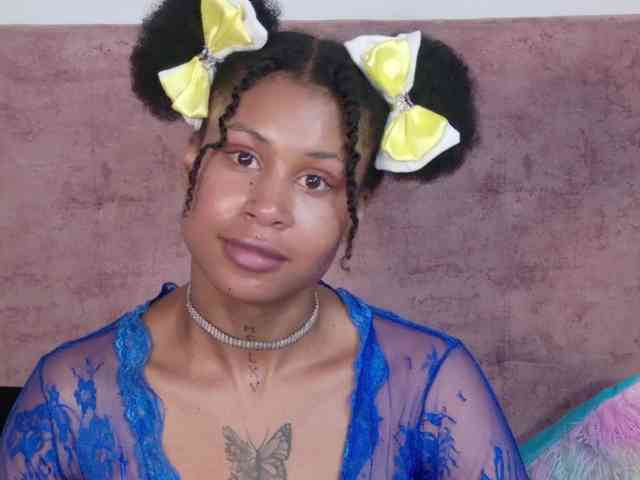 RachelAnnXd webcam