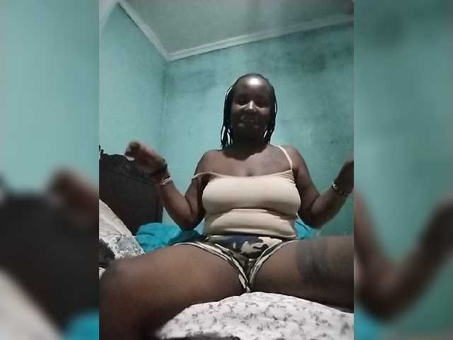 dorothykemunto live cam on BongaCams