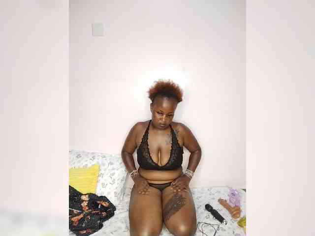 lushlila webcam