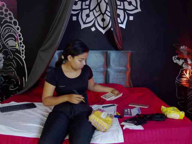 Luna-Dante-fox webcam