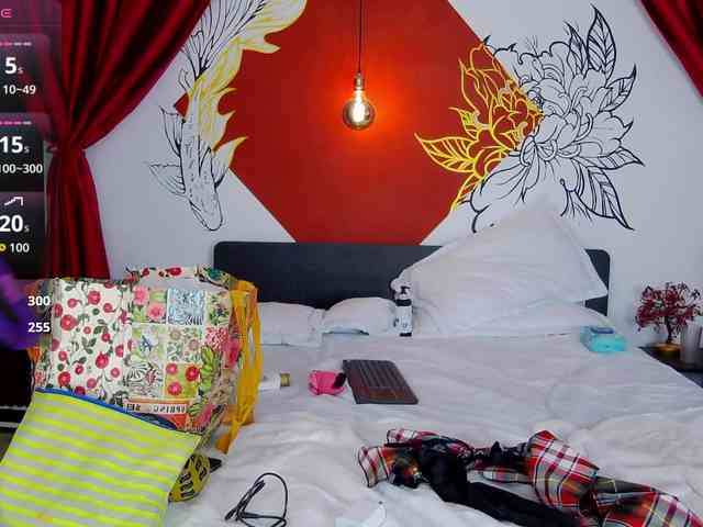 Luna-Dante-fox webcam
