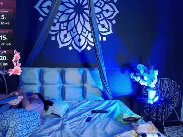 Luna-Dante-fox webcam