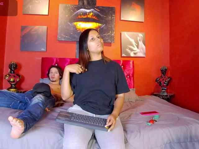 Luna-Dante-fox webcam