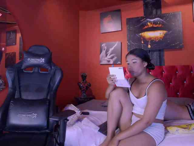 Luna-Dante-fox webcam