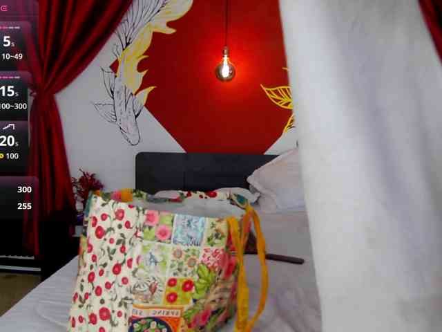 Luna-Dante-fox webcam