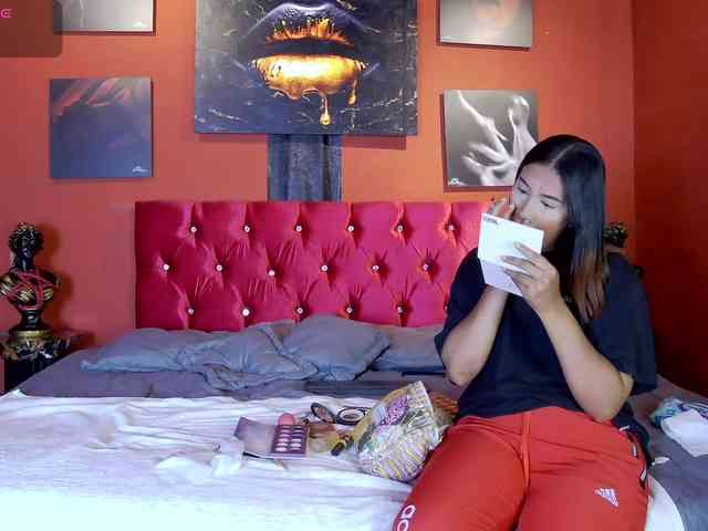 Luna-Dante-fox webcam