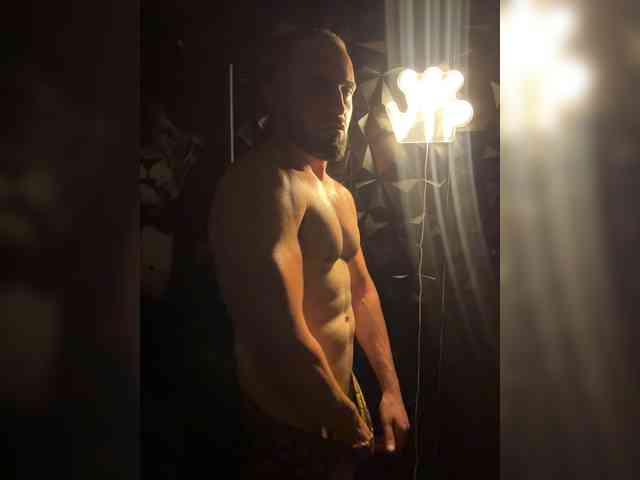 ALEX672 Sex Cam Show