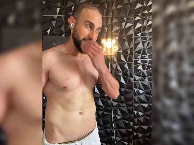 ALEX672