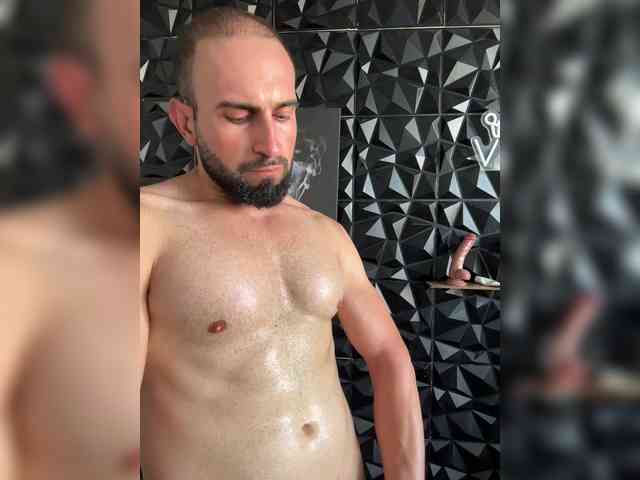 ALEX672