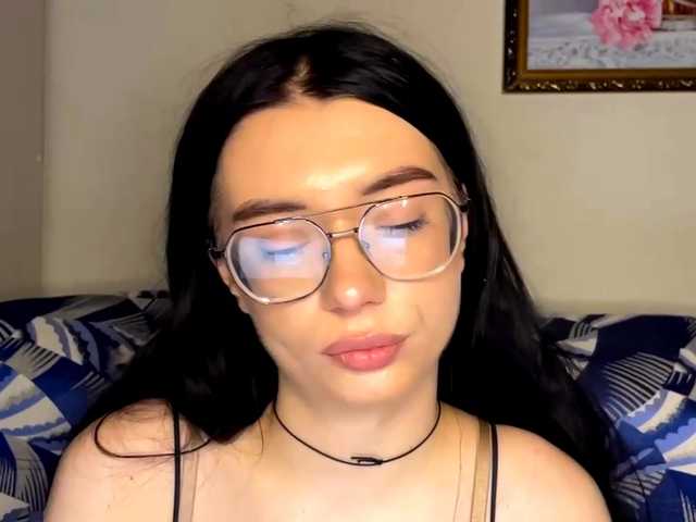 ReikoRizzardo's BongaCams show and profile