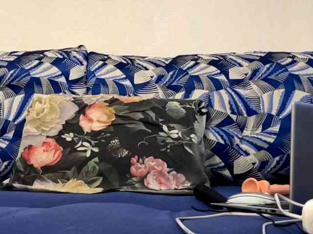 ReikoRizzardo webcam