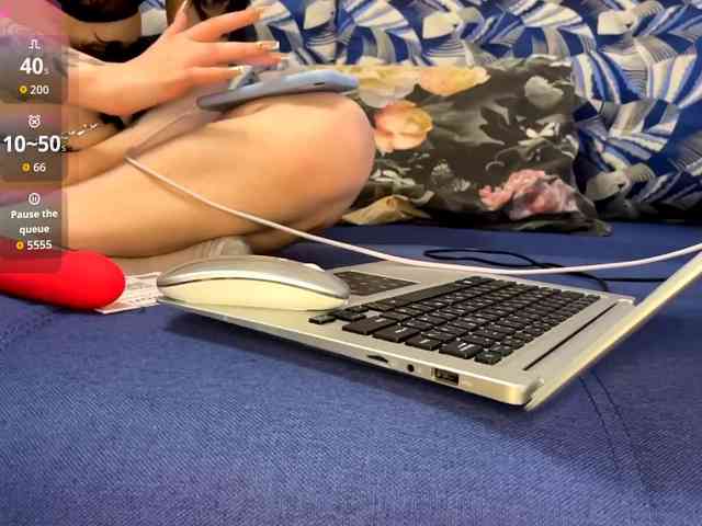 ReikoRizzardo webcam