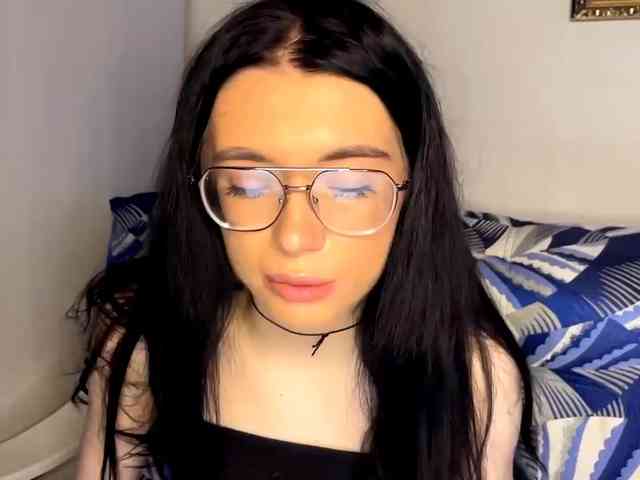 ReikoRizzardo webcam