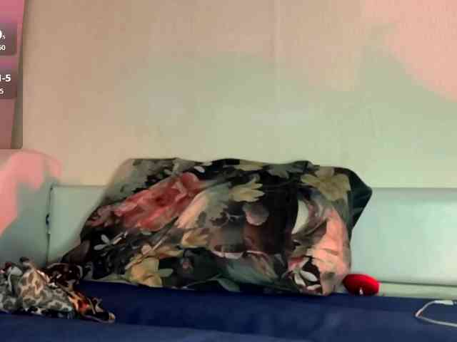 ReikoRizzardo webcam