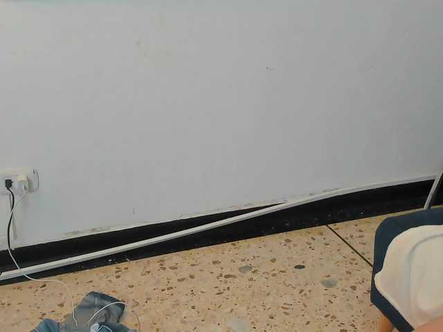 Rowan-Clayy live webcam show