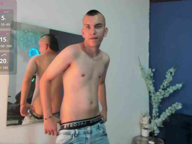 Rowan-Cleyy Sex Cam Show