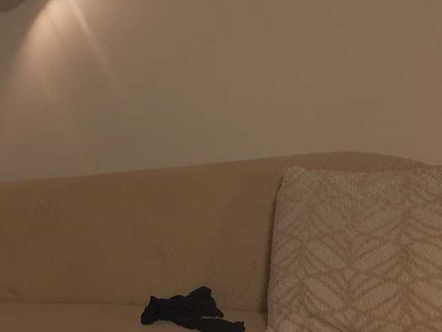 Julie-Belle live cam on BongaCams
