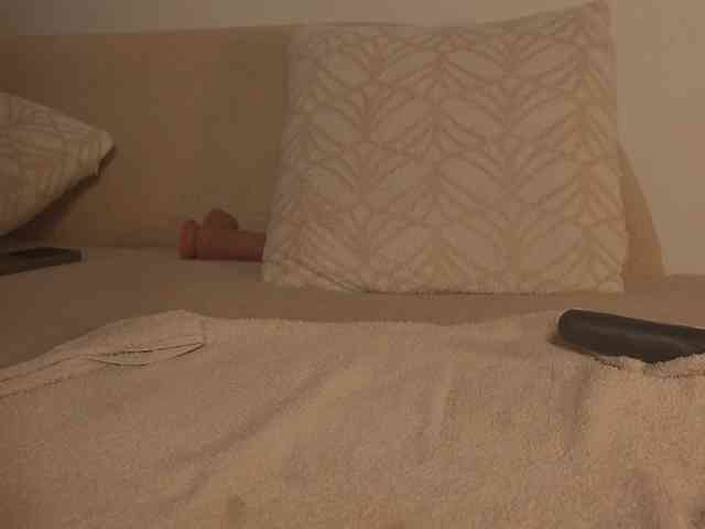 Julie-Belle webcam