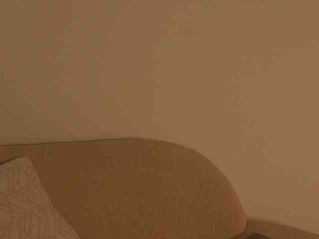 Julie-Belle webcam