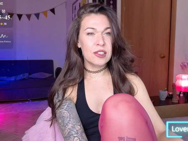 ReginaHawkinss live cam on BongaCams