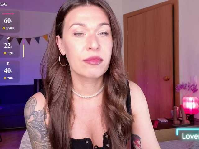 ReginaHawkinss live cam on BongaCams