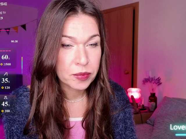 ReginaHawkinss live cam on BongaCams