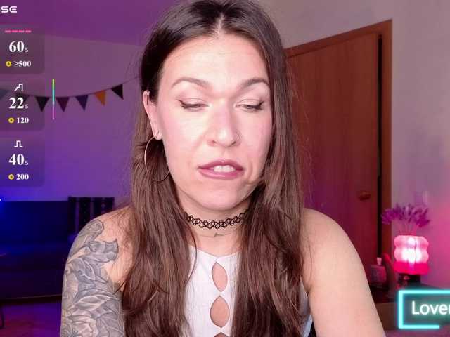 ReginaHawkinss live cam on BongaCams