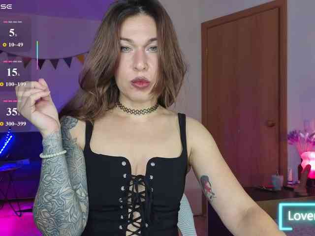 ReginaHawkinss Live Webcam on BongaCams