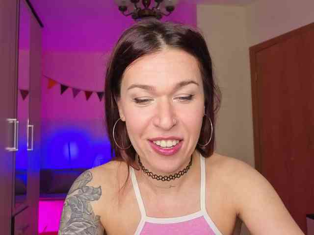 ReginaHawkinss ReginaHawkinss