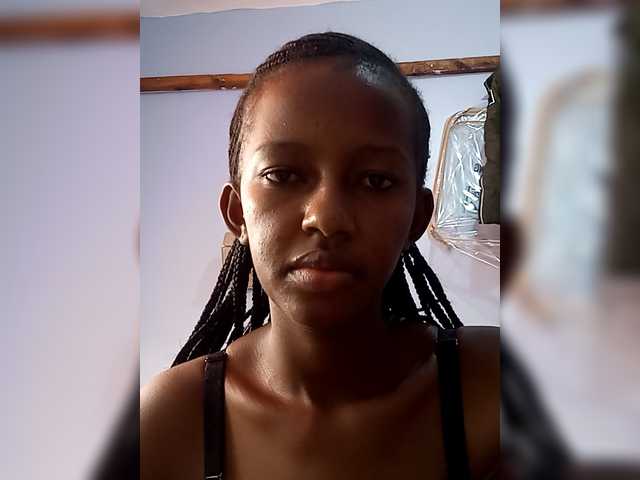 Janielebony