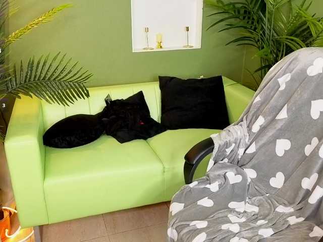 Ophyrix's BongaCams show and profile