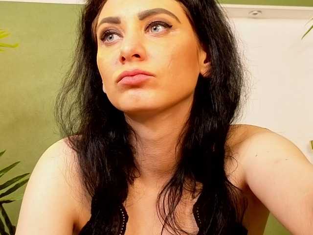 Ophyrix's BongaCams show and profile