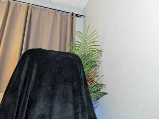 Ophyrix's BongaCams show and profile