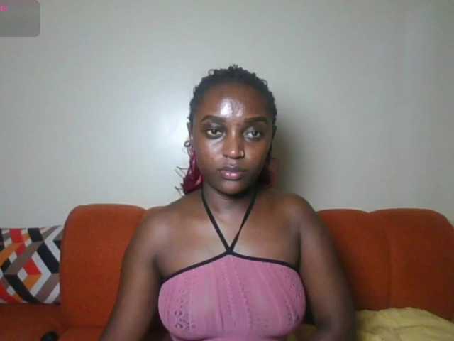 PetiteAsshley live cam preview