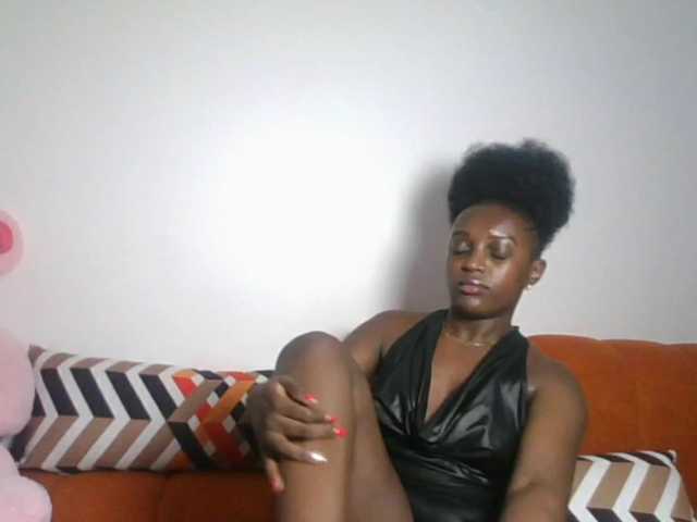Petiteasshley