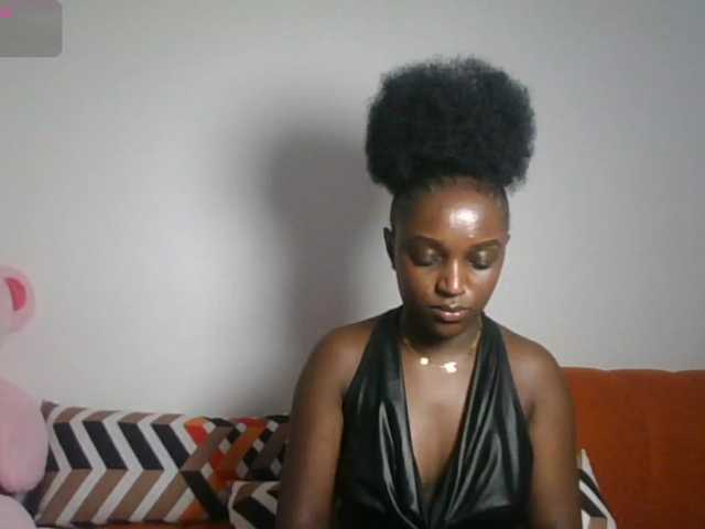 PetiteAsshley live webcam show